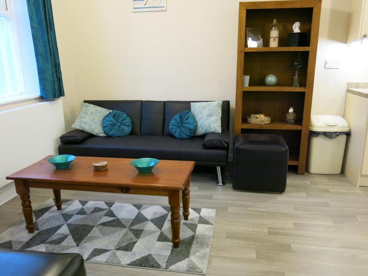 3 Bedroom Home With Welcome Breakfast Near Beaches رامْسْغيت المظهر الخارجي الصورة