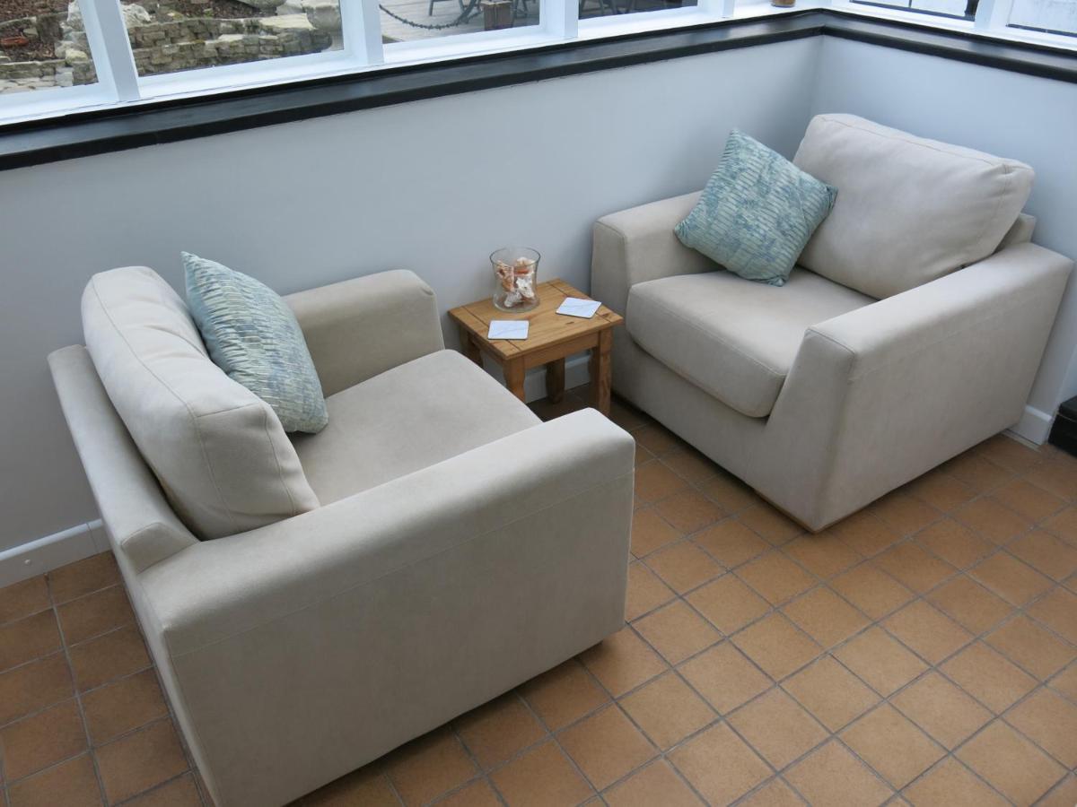 3 Bedroom Home With Welcome Breakfast Near Beaches رامْسْغيت المظهر الخارجي الصورة